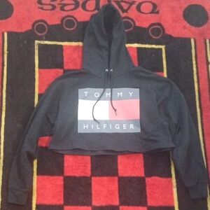 Tommy Hilfiger Cropped Sweater